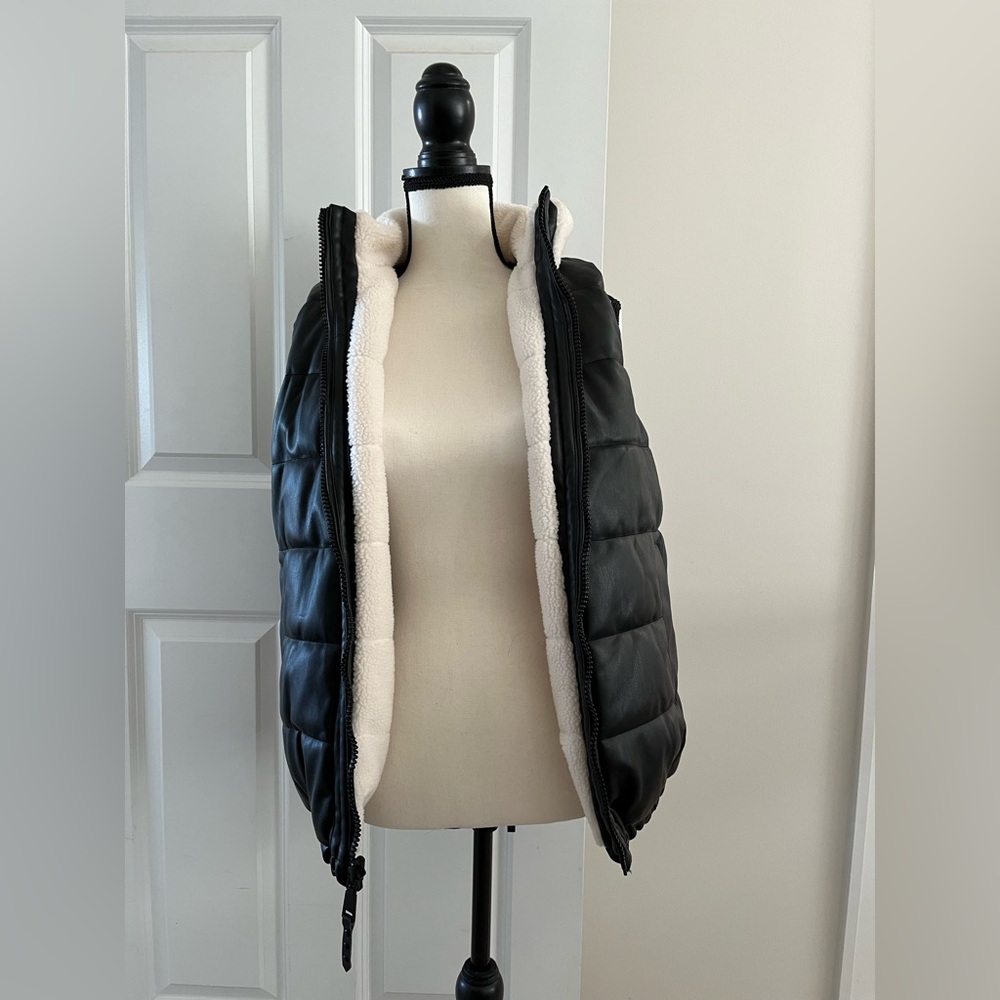 Rebecca Minkoff Reversible Black Puffer Jacket with Cream Lining